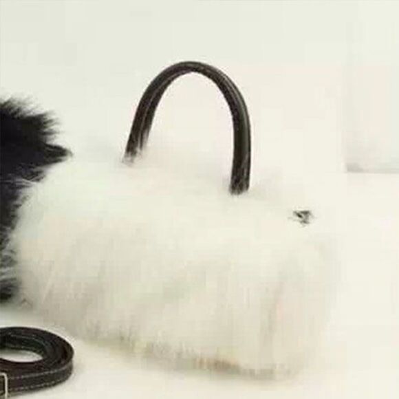 Ladies White Rectangular Fuzzy Purse - Picture 4 of 5